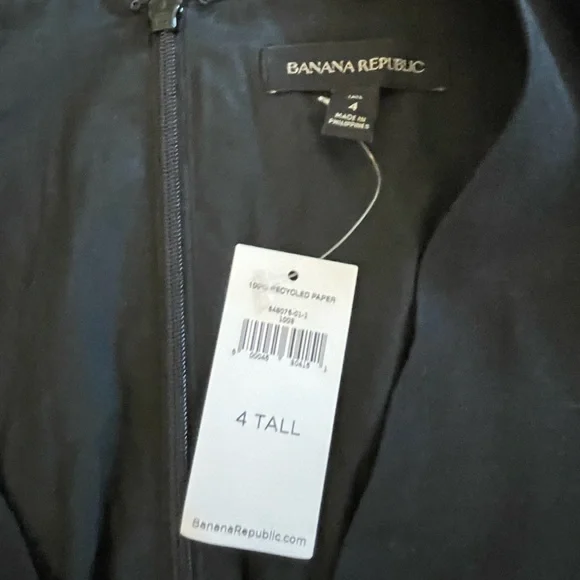 BANANA REPUBLIC NWT Romper size 4t - Picture 2 of 3